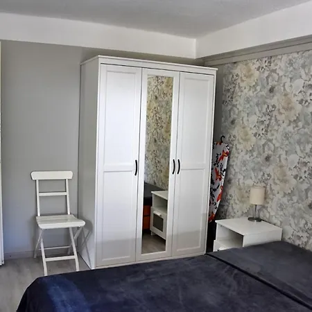 Hello Balcsi Apartmanhaz 2*