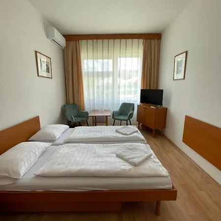 Hello Balcsi Apartmanhaz 티하니