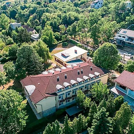 Hello Balcsi Tihany