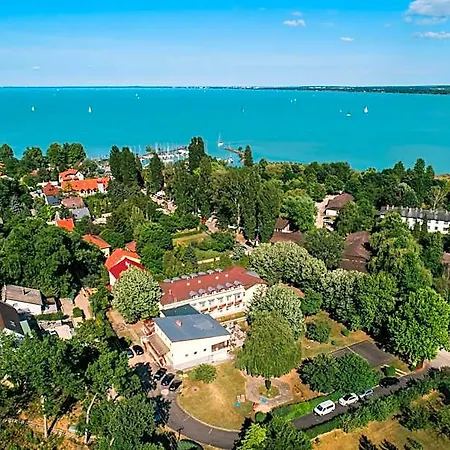 Hello Balcsi Apartmanhaz 3*