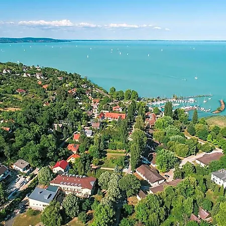 Hello Balcsi Apartmanhaz 3*