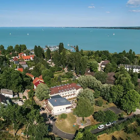 Bed and breakfast Hello Balcsi 3*