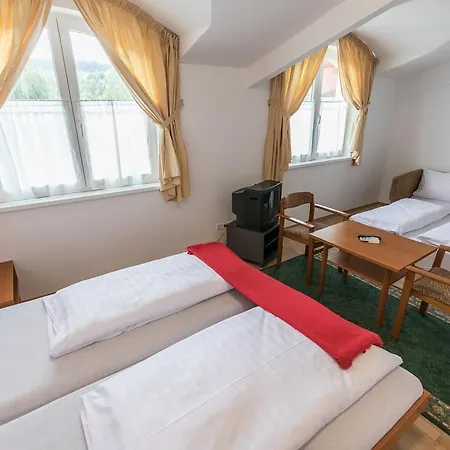Hello Balcsi Apartmanhaz 3* 티하니