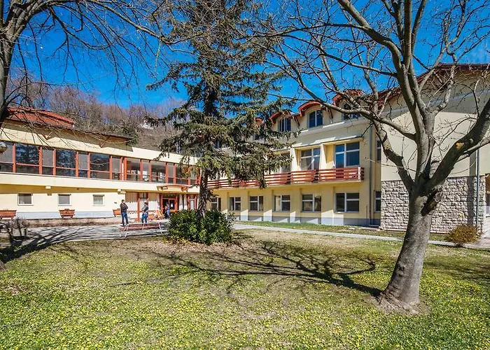 Hello Balcsi Apartmanhaz 3* 蒂豪尼