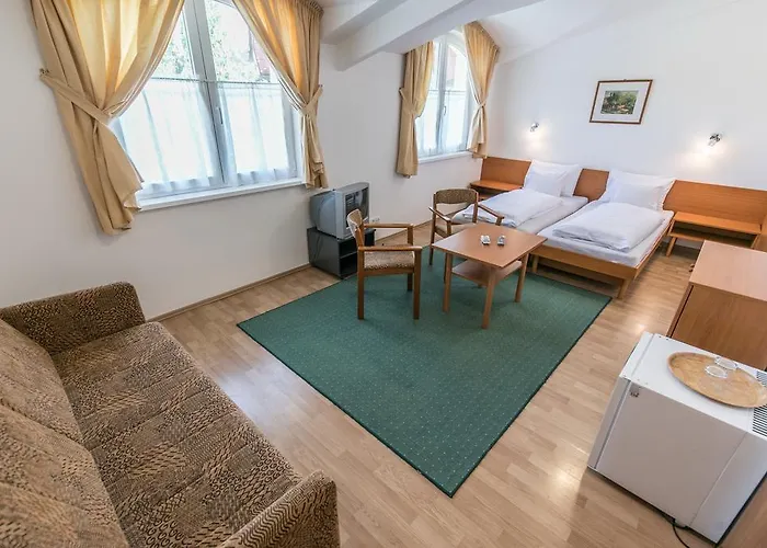 Hello Balcsi Apartmanhaz 3* 蒂豪尼